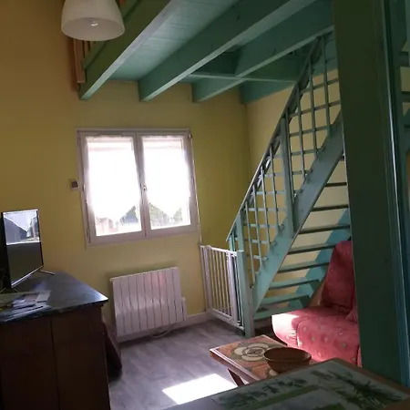 Les Azalees Апартаменты