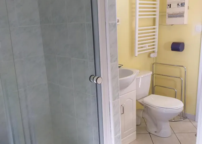 Apartment Les Azalees Folligny